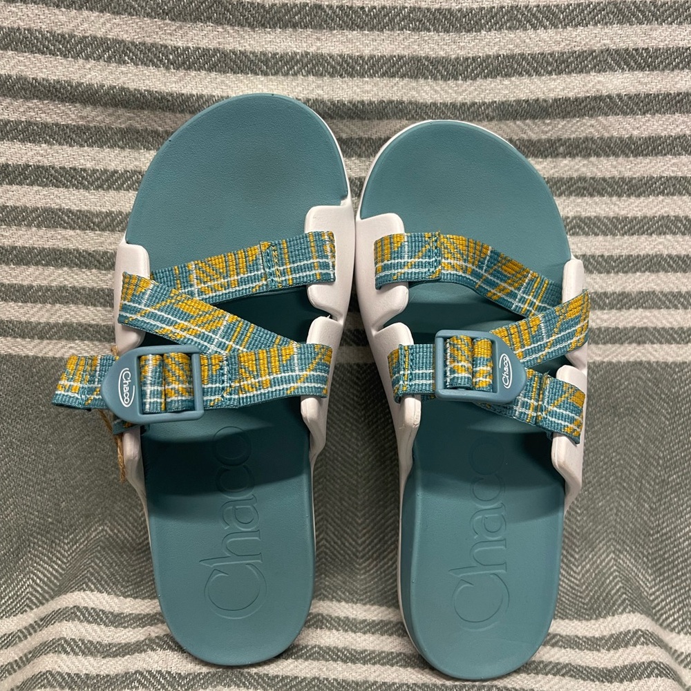 Chaco Chillos Waterproof Teal and Yellow Strappy‎ Slides Size 5 - Picture 2 of 5